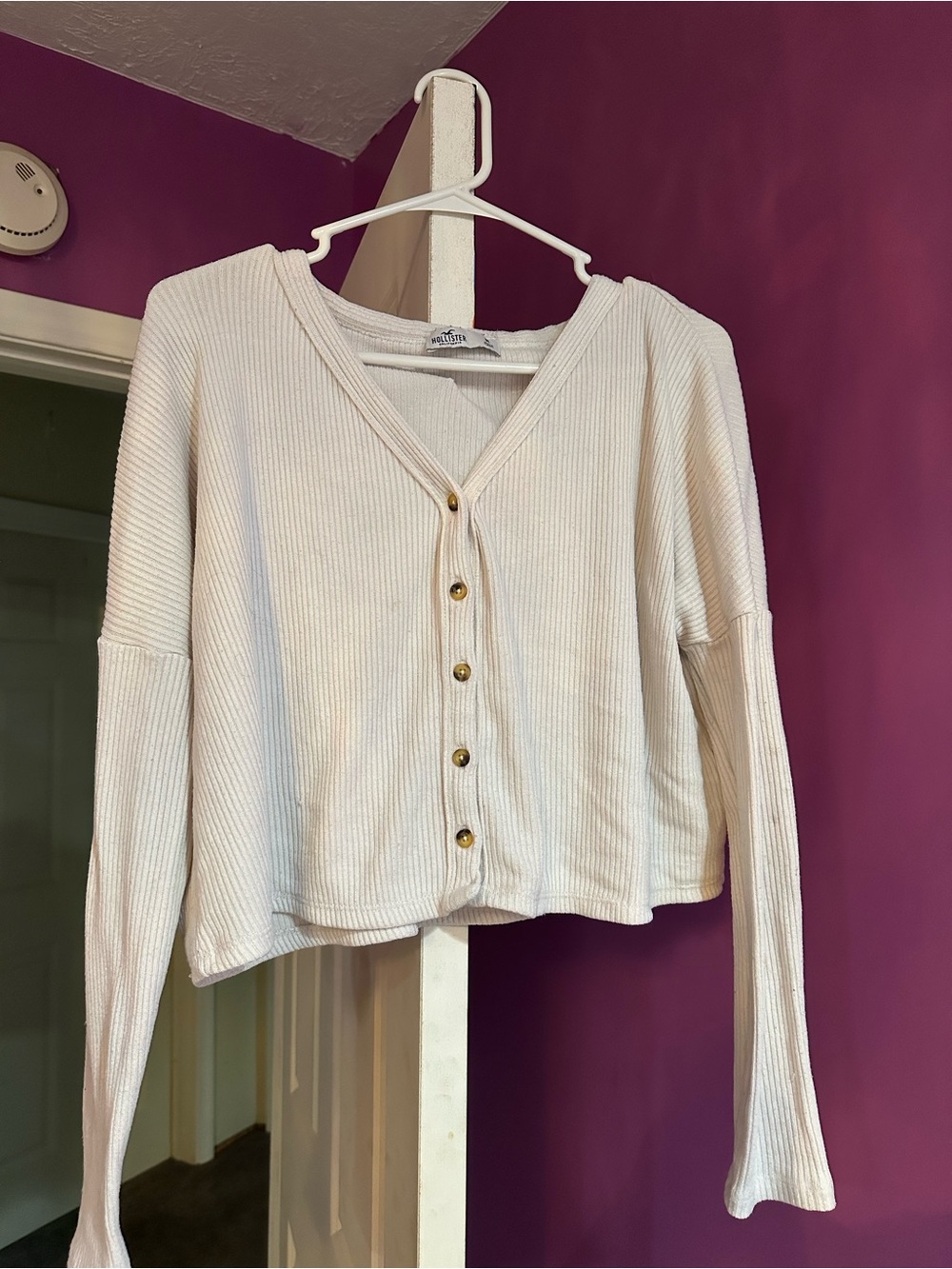Hollister Cream Ribbed V-Neck Button-Front Sweater